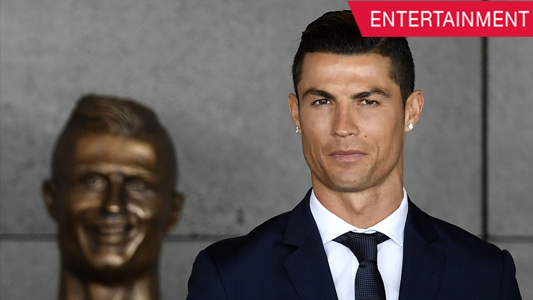internet reacts to the new Cristiano Ronaldo statue