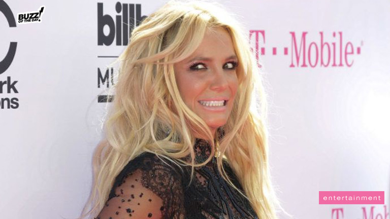 Falsely Tweet Death of Britney Spears
