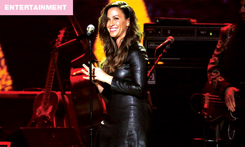 Alanis Morissette & ‘Jagged Little Pill’ Went to Number One